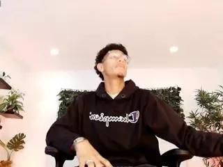 leon_creed on Flirt4Free 