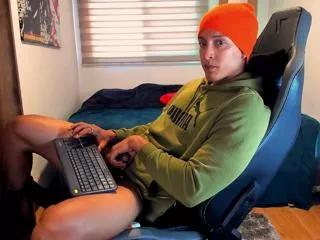 liam_volkov on Flirt4Free 