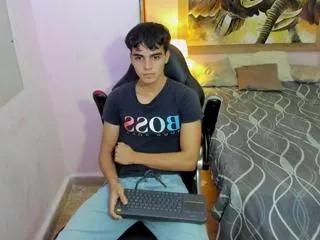 luis_cardona on Flirt4Free 