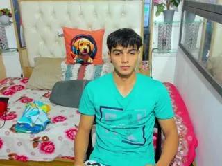 luis_cardona on Flirt4Free 