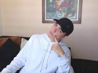 luke_boyce on Flirt4Free 