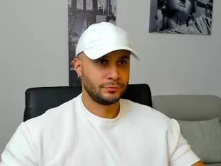 luke_siner on Flirt4Free 