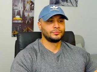luke_siner on Flirt4Free 