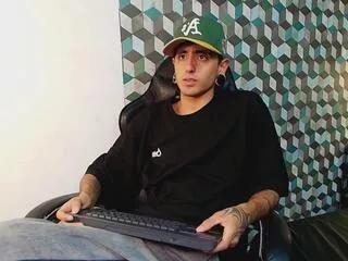 matthew_dixon on Flirt4Free 