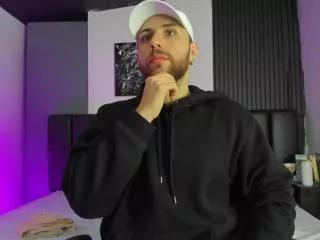 maximo_wolff on Flirt4Free 