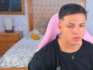 mike_otz on Flirt4Free 