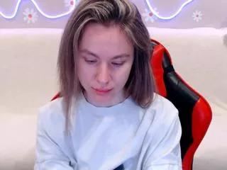 mila_henz on Flirt4Free 