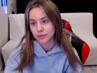 mila_henz on Flirt4Free 