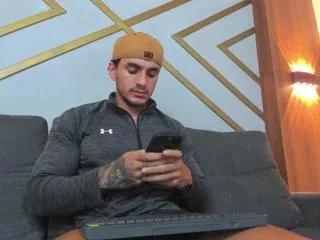 myke_owen on Flirt4Free 