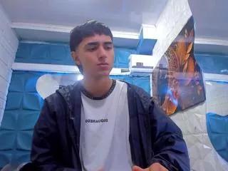 nathan_maxime on Flirt4Free 