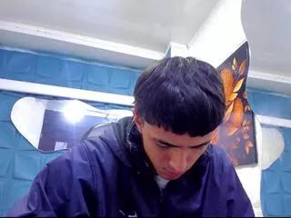 nathan_maxime on Flirt4Free 