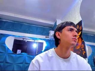 nathan_maxime on Flirt4Free 