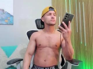 paul_polo on Flirt4Free 