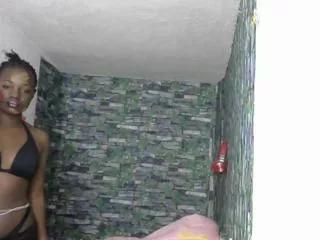 riam_zoya on Flirt4Free 