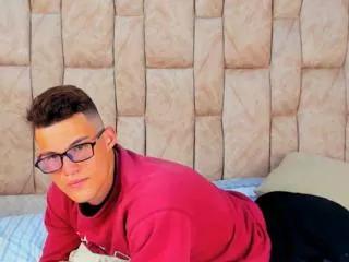 ryan_dusk on Flirt4Free 
