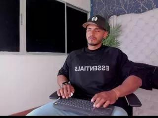 samuel_connor on Flirt4Free 