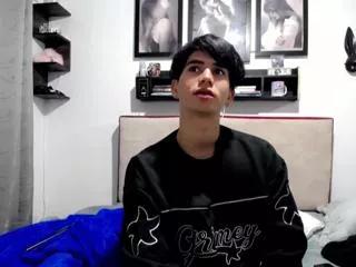 tayson_millerss on Flirt4Free 