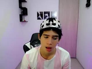 tayson_millerss on Flirt4Free 