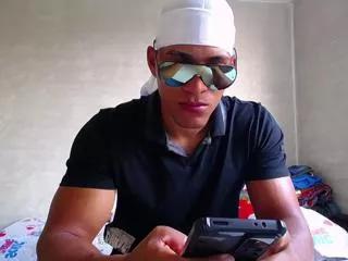 teddy_fit on Flirt4Free 
