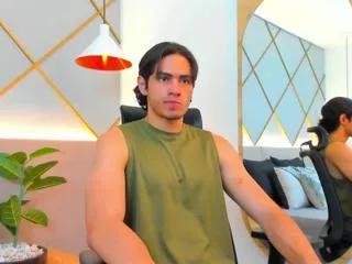 tyler_lions on Flirt4Free 