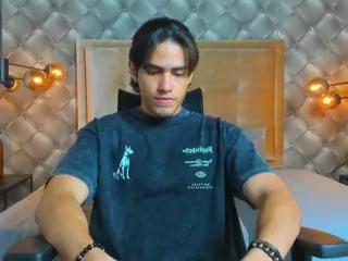 tyler_lions on Flirt4Free 