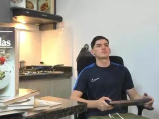 valentino_cerati on Flirt4Free 