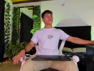 valentino_evanss on Flirt4Free 