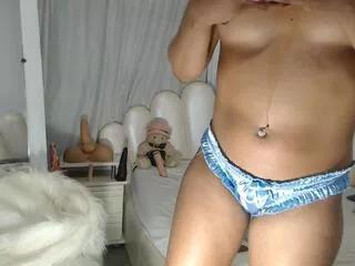 violet_xia on Flirt4Free 