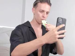 walker_brown on Flirt4Free 