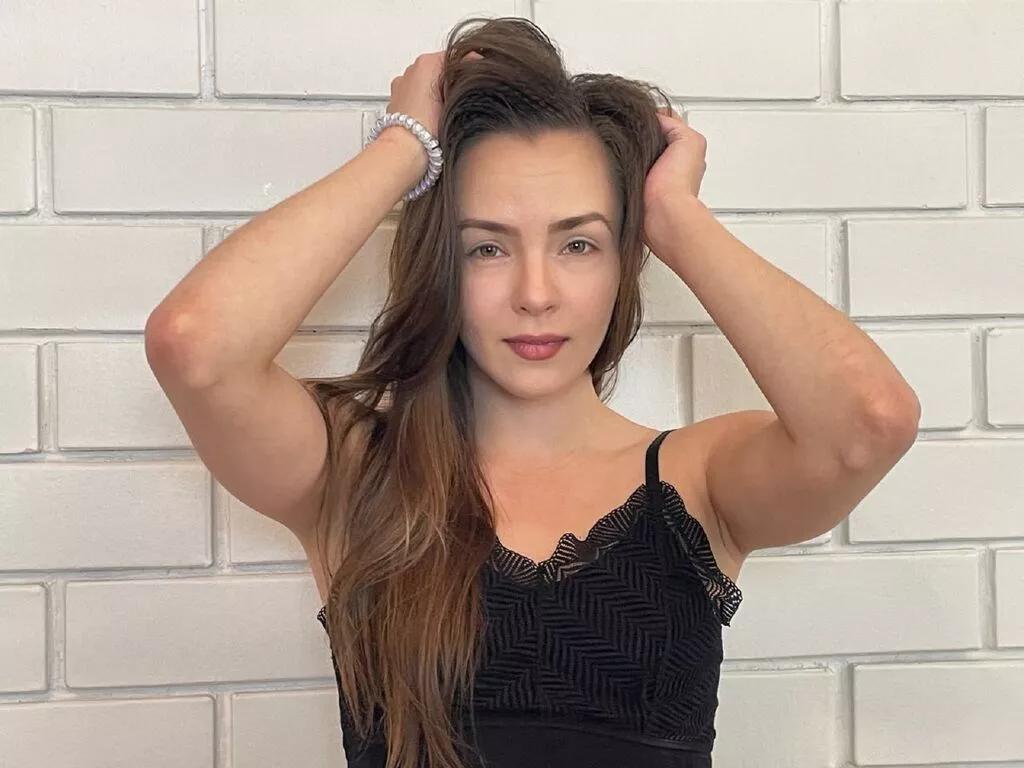 LamaBrown on LiveJasmin