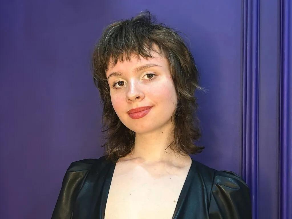 Offline LillyStark on LiveJasmin