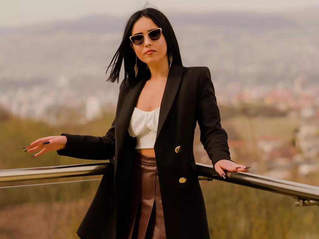 MiraJenson on LiveJasmin 
