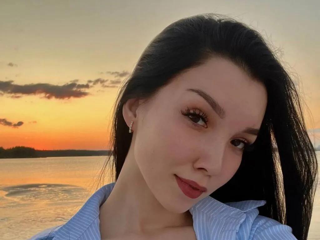 Offline OdeliaVavricka on LiveJasmin