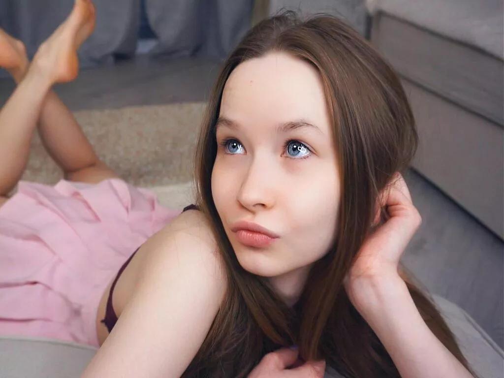 PhilippaEady on LiveJasmin 
