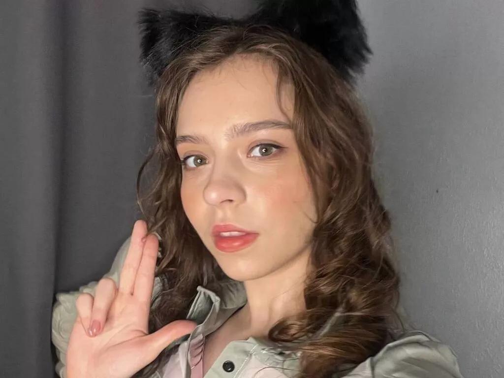 PhilomenaCaudle on LiveJasmin 