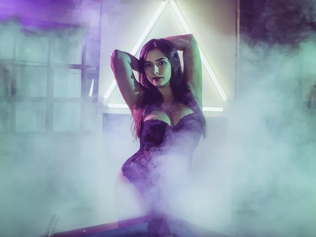 SuzyAmaya on LiveJasmin 