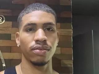 Drakehottt on Streamate 