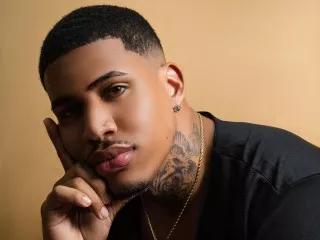 Drakehottt on Streamate 