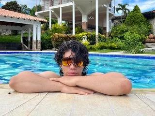 Imtonny19 on Streamate 