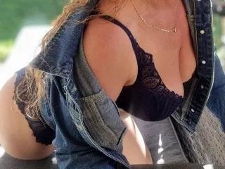 JazzabelleRox on Streamate 