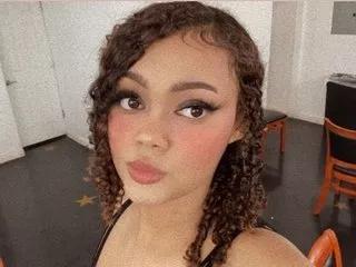 MadiAyala on Streamate 