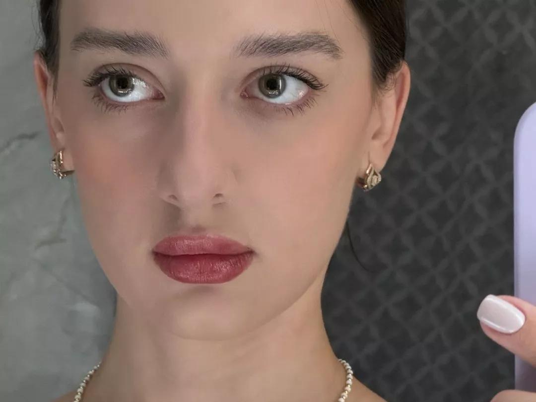 MonaParkeru on Streamate 