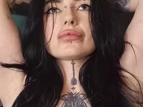 TattooedSiren_X on Streamate 