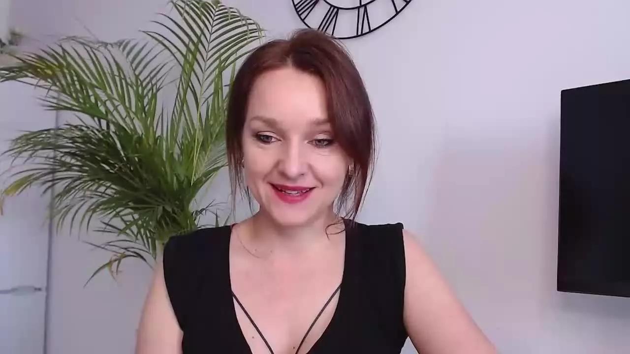 AliciaTease on Streamray 