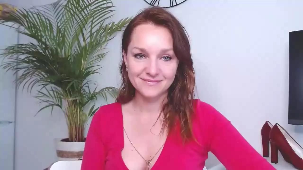 AliciaTease on Streamray 