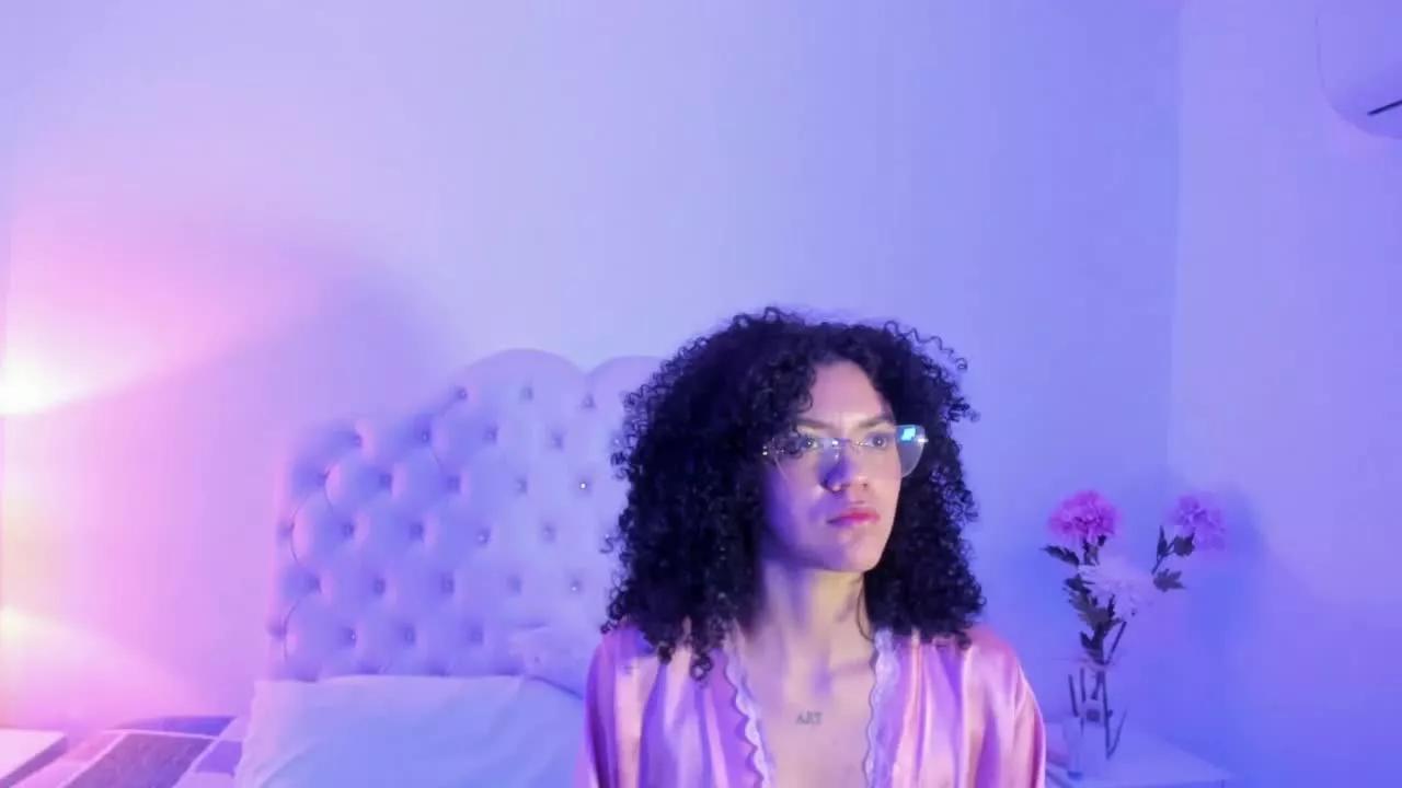 AmarantaFoxz on Streamray 