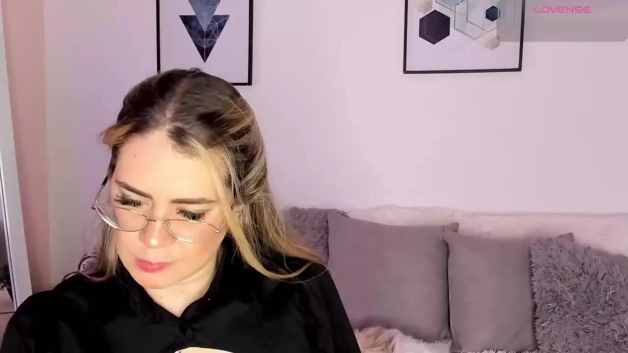 CaroleFreire on Streamray 