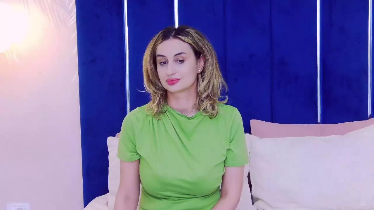 DaianaJacobs on Streamray 