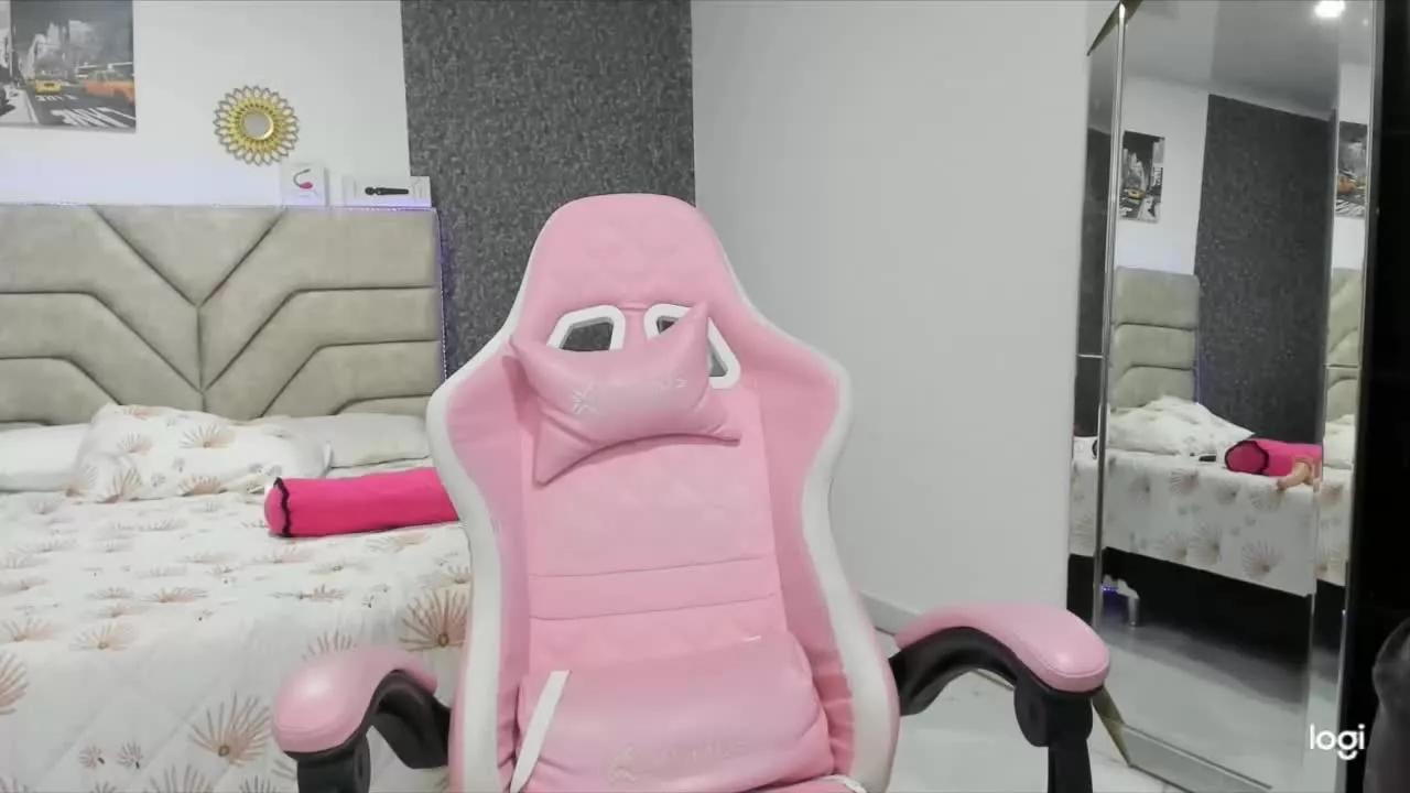 dulcekenedy1 on Streamray 