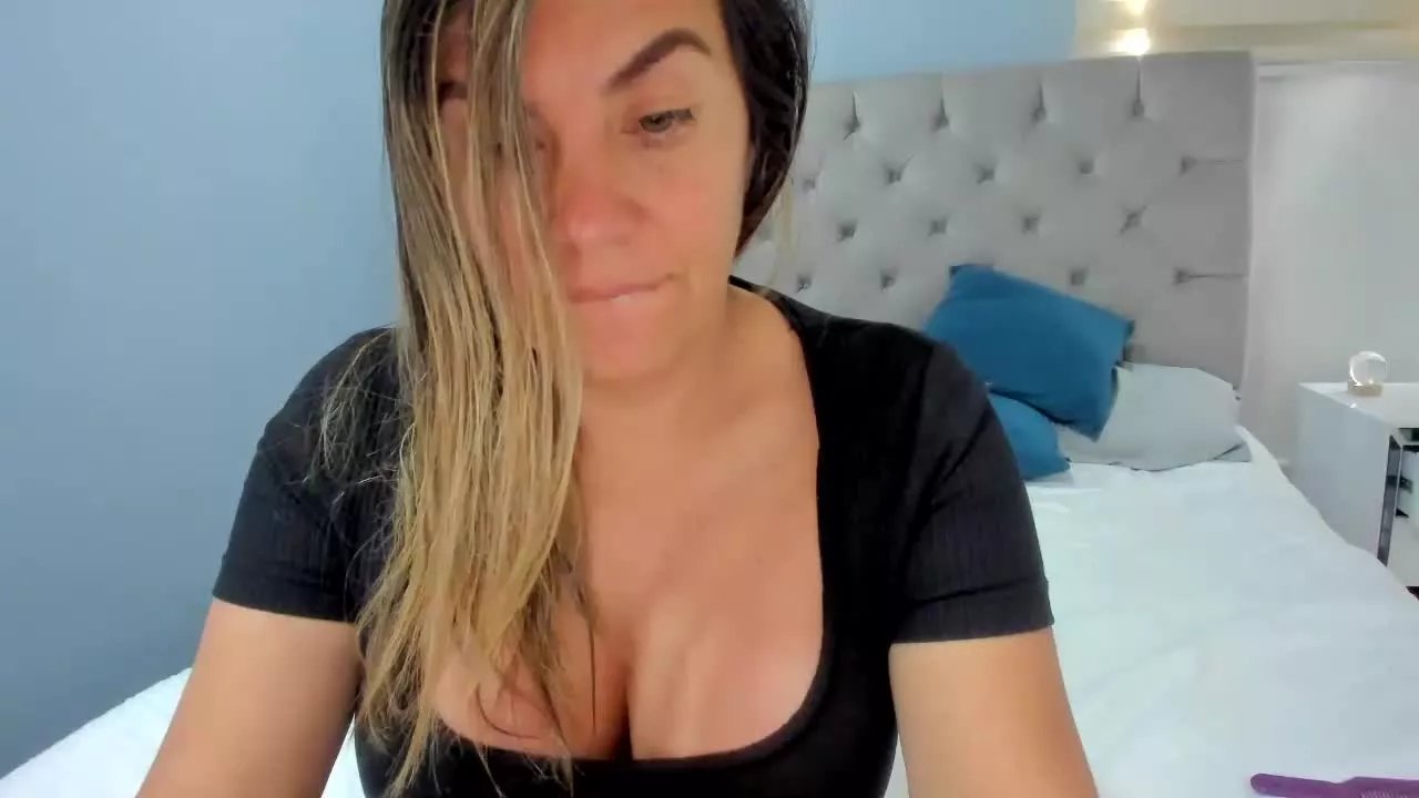 emaasexy on Streamray 